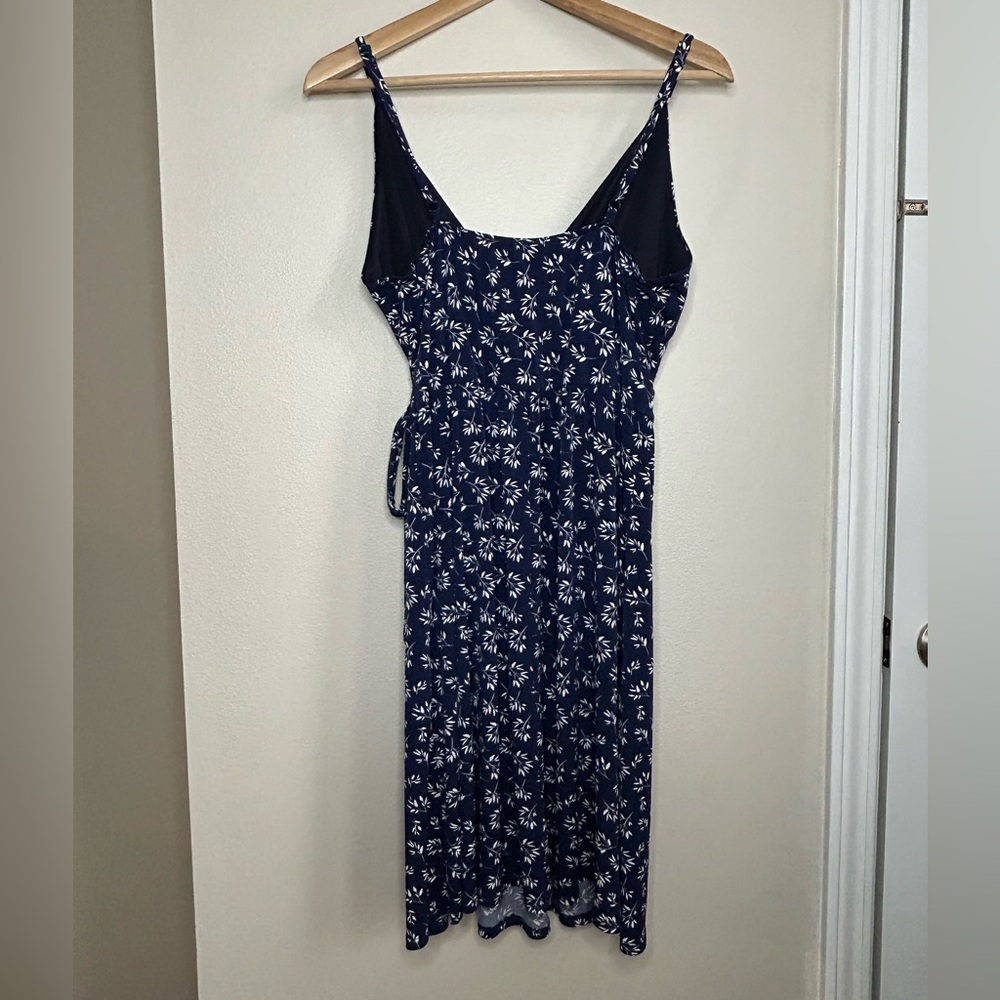 Kaileigh Sleeveless Faux Wrap Side Tie Navy White Floral V Neck Mini Dress Large - Picture 5 of 5